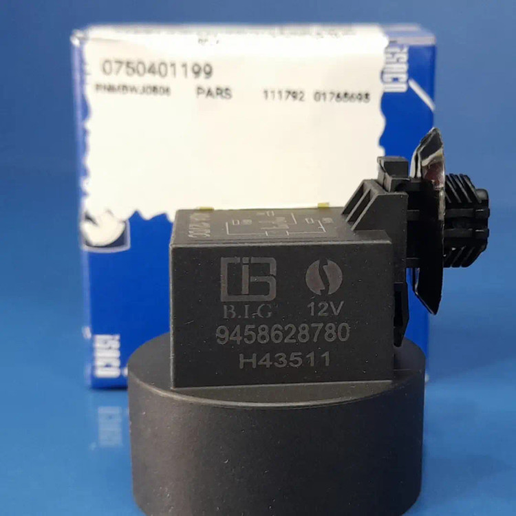 رله فن رادیاتور با بست پلاستیکی مربوطه ایساکو شرکتی اصل کد 0750401199